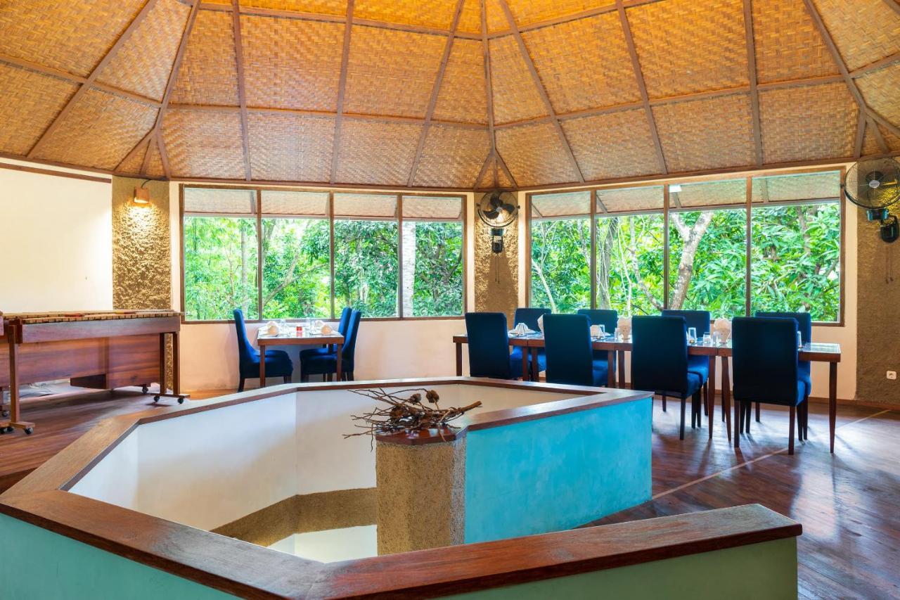 Thalassa Dive & Wellbeing Resort Манадо Экстерьер фото